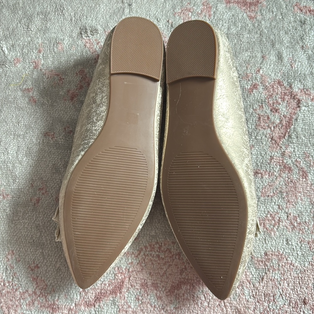 Gold Flats (Wide Width) - Picture 9 of 10